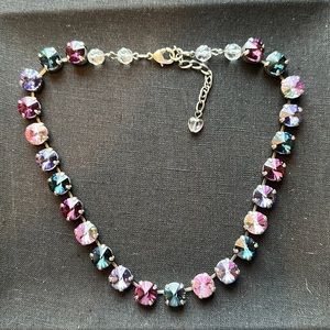 Manhattan necklace from over 10 years ago Amazing condition! Rare vintage piece.